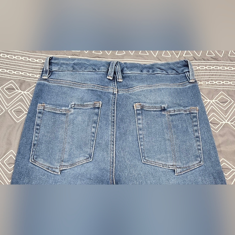Good American High Waisted Cropped Skinny Jeans Size 8/29 - Picture 4 of 7